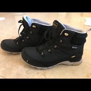 Ahnu Montara Waterproof hiking boots
